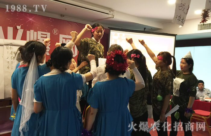 不做語(yǔ)言的巨人,行動(dòng)的矮子