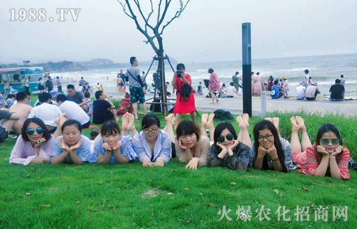 跟隨火爆網(wǎng)走進青島,了解青島歷史文化,領(lǐng)略青島風光